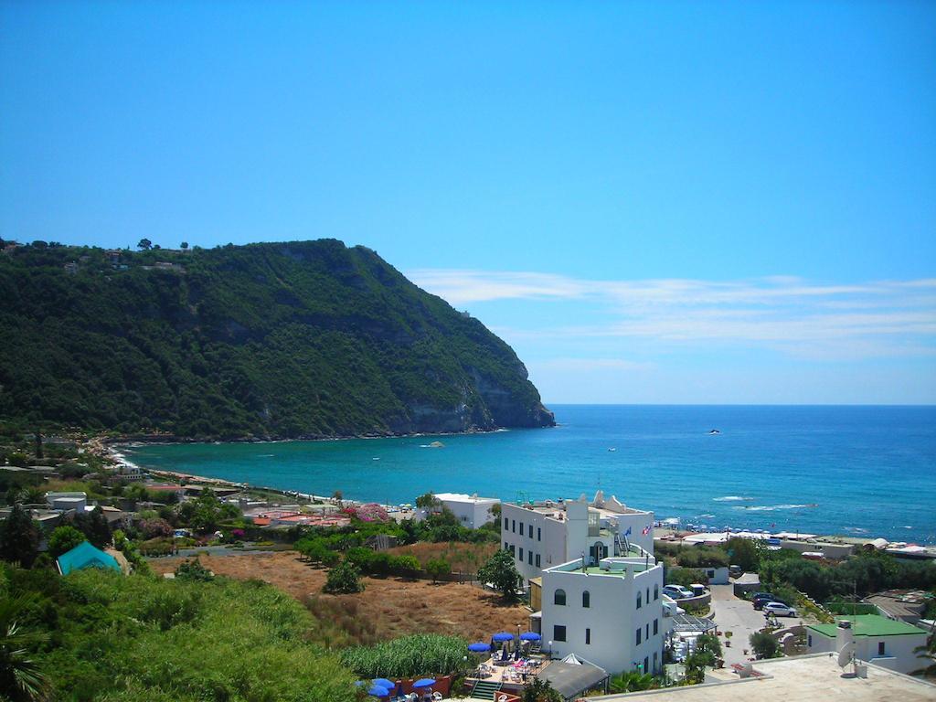 Villa Loreta Forio di Ischia Zimmer foto